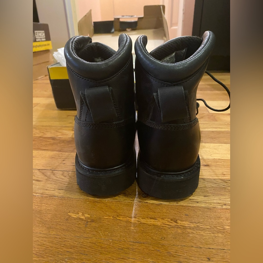 LEHIGH Safety Shoes 6" Insulated Men’s 13 W work boot - Picture 5 of 12